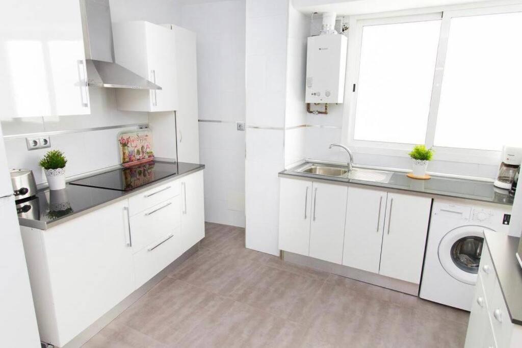 Appartamento Piso Junto A La Catedral, 4-5 Personas Málaga Esterno foto